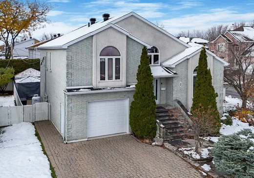 Maison à étages à vendre - 1 Rue Jean-Salomon-Taupier, Chambly, J3L5L9