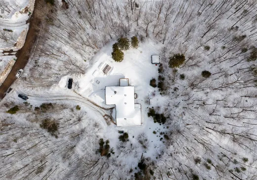 Maison à vendre - 65 Ch. des Faucons, Mont-Blanc, J0T 2G0