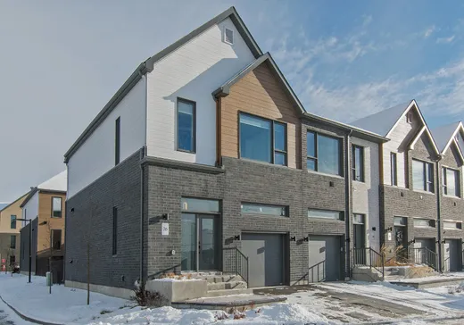 Maison à étages à vendre - 26 Rue de Bernay, Blainville, J7C3W9