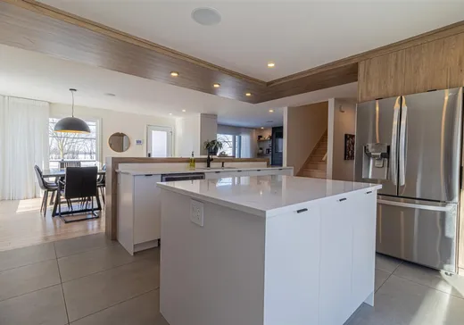 Maison à vendre - 11000 Boul. Gouin E., Montréal (Rivière des Prairies), H1C 1B2