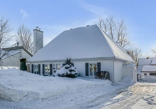 Bungalow à vendre - 8625 Av. De Beauvoir, Charlesbourg, G1G5B1