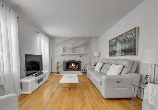 Maison à vendre - 8625 Av. De Beauvoir, Charlesbourg, G1G 5B1