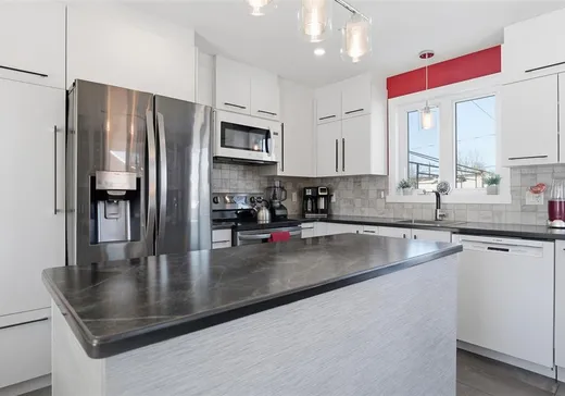 Maison à vendre - 2070 Rue du Valaincourt, La Haute-Saint-Charles, G2A 3G4