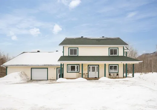 Maison à étages à vendre - 304 Ch. George-Bonnallie, Eastman, J0E1P0