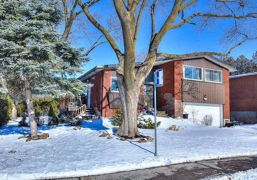 Maison à vendre - 795 Boul. Alexis-Nihon, Montréal (Saint-Laurent), H4M 2B5