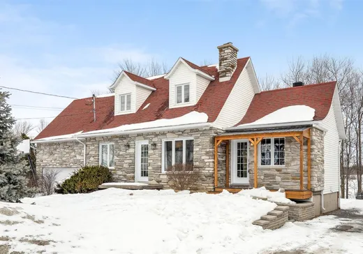 Maison à vendre - 305 Ch. René, Granby, J2J 0K3