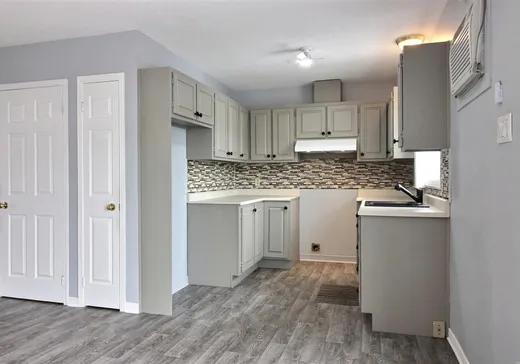 Maison à vendre - 116A Rue Émery-Bélisle, Papineauville, J0V 1R0