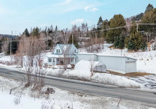 Un étage et demi à vendre - 335 Ch. Paquette, Mont-Tremblant, J0T1J2