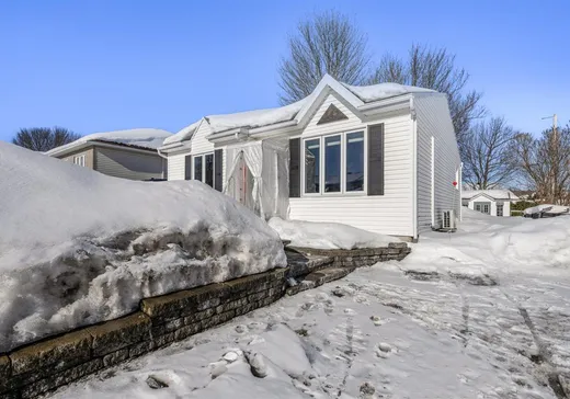 Bungalow à vendre - 1400 Rue des Cornouillers, La Haute-Saint-Charles, G3K2H7