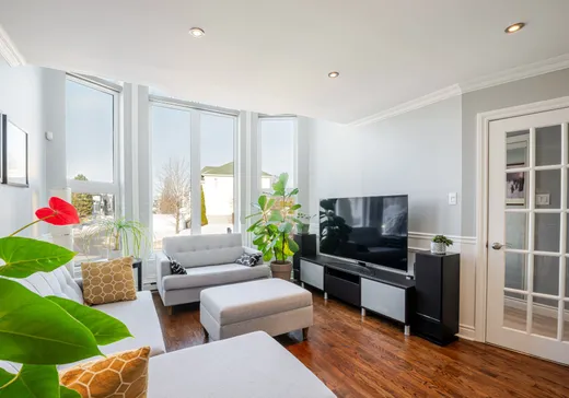 Maison à vendre - 1114 Rue des Azalées, Laval (Sainte-Dorothee), H7Y 2C8