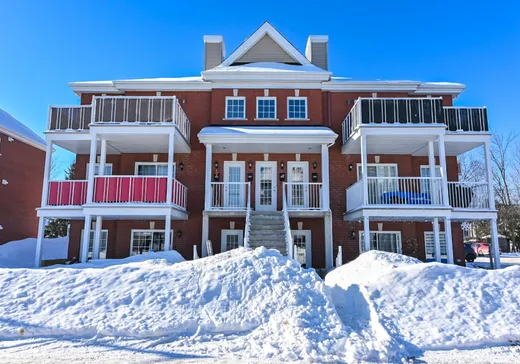 Condo for sale - 806 Rue des Bosquets, Sainte-Marthe-sur-le-Lac, J0N 1P0