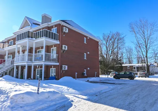Condo for sale - 806 Rue des Bosquets, Sainte-Marthe-sur-le-Lac, J0N 1P0