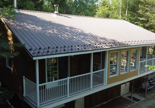 Maison à vendre - 73 Ch. du Lac-Mallonne, Lac-du-Cerf, J0W 1S1