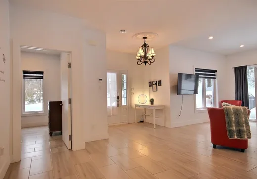 Maison à vendre - 73 111e Rue, Magog, J1X 0M6