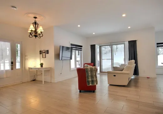 Maison à vendre - 73 111e Rue, Magog, J1X 0M6