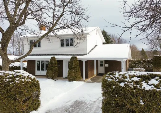 Maison à étages à vendre - 1428 Rue Simard, Les Nations, J1J3K4