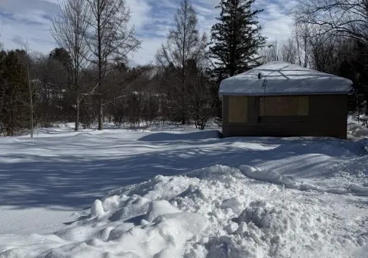 Maison à vendre - 18 115e Avenue, St-Hippolyte, J8A 2E4