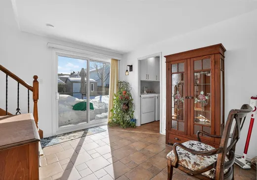Maison à vendre - 2542 Boul. des Oiseaux, Laval (Sainte-Rose), H7L 4X2
