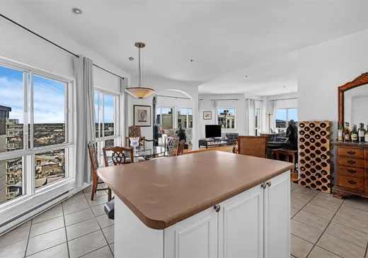 Condo à vendre - 7680 Boul. Marie-Victorin, App. PH105, Brossard, J4W 3L2