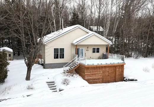 Bungalow à vendre - 96 Ch. du Bord-de-l'Eau, Lambton, G0M1H0