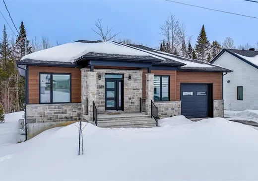 Bungalow for sale - 289 Rue des Genévriers, Orford, J1X8B7