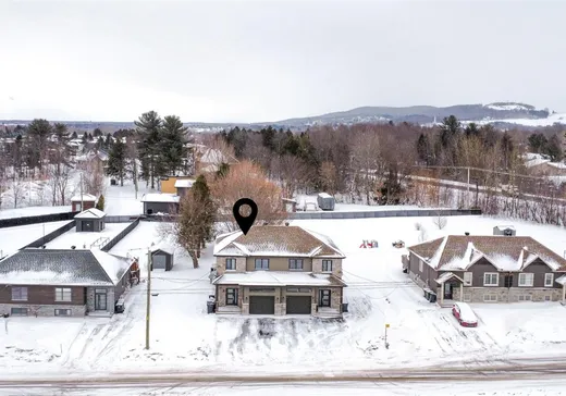 Maison à vendre - 69 Rue Lecours, Saint-Christophe-D'Arthabaska, G6R 1P3