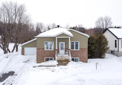 Bungalow for sale - 2773 Boul. Mercure, St-Nicephore, J2A3N6