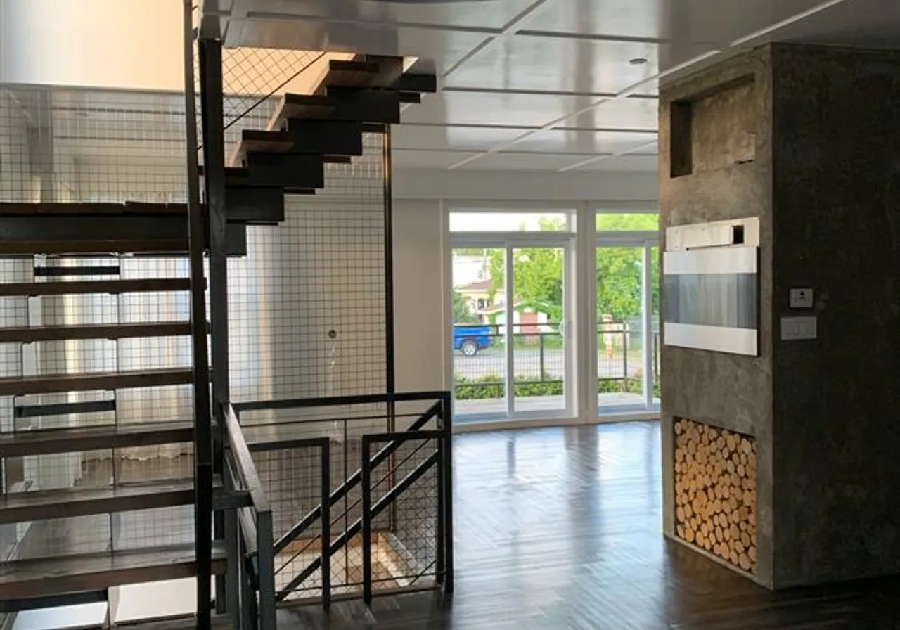 975 Av. de la Polyvalente — photo 2
