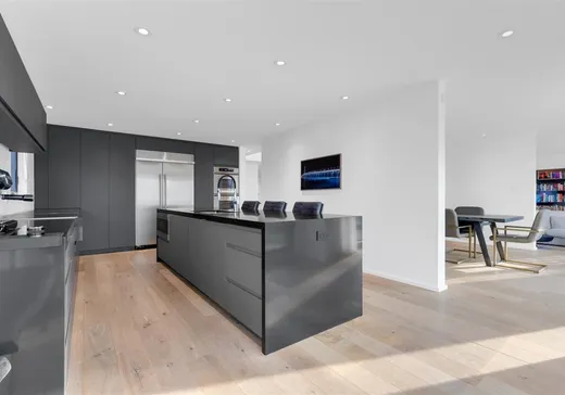 House for sale - 117 Rue Laporte, Dollard-Des Ormeaux (Montreal Island), H9A 3E3