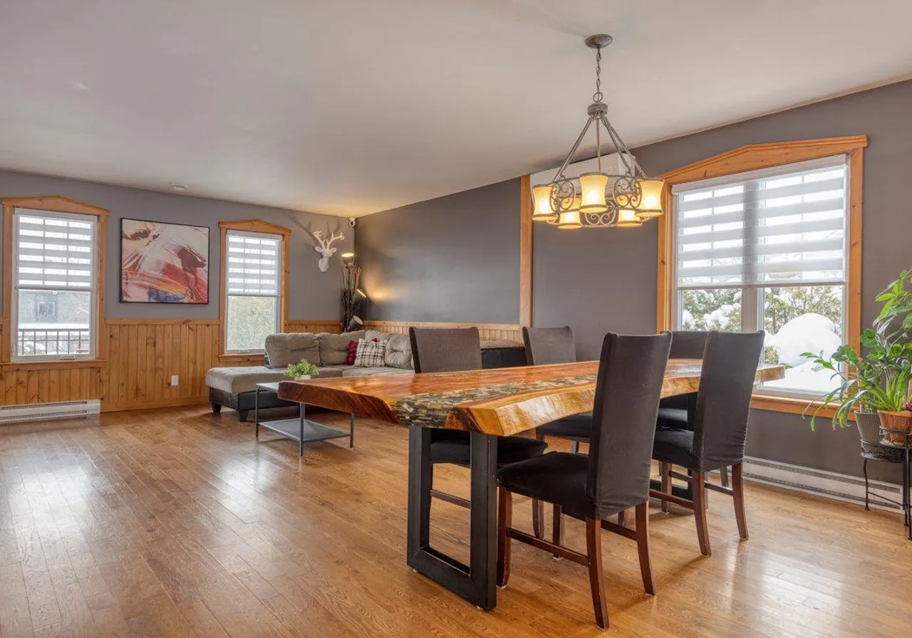 280 Rue Champagnat — photo 2
