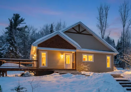 Maison à étages à vendre - 34 Ch. Kates, Bolton-Est, J0E1G0