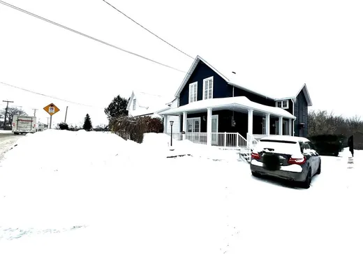 House for sale - 934 Rue Notre-Dame, Gatineau, J8P 1N9