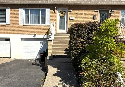 Maison à vendre - 1055 Rue Thierry, Montréal (LaSalle), H8N 1G8