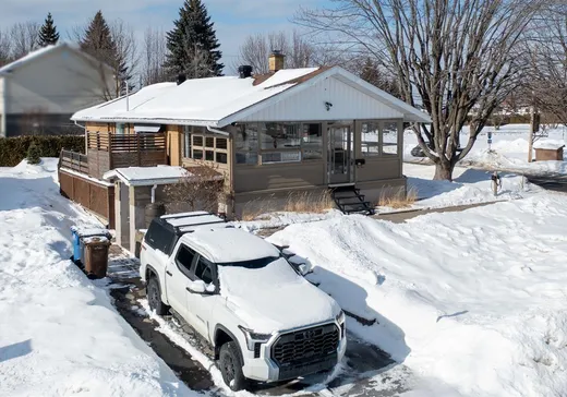 House for sale - 490 Boul. Mauricien, Pointe-Du-Lac, G9B 1G4