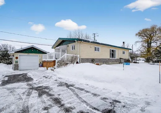 Bungalow à vendre - 131 39e Avenue, Sainte-Barbe, J0S1P0
