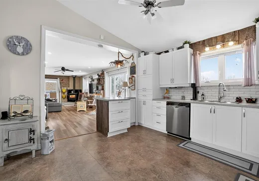 Maison à vendre - 131 39e Avenue, Sainte-Barbe, J0S 1P0