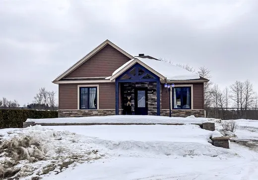 Bungalow for sale - 3 Vieille Route, Saint-Pierre-de-Lamy, G0L4H0