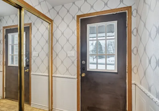 Maison à vendre - 122 Boul. de la Cité-des-Jeunes, Vaudreuil-Dorion, J7V 8B7