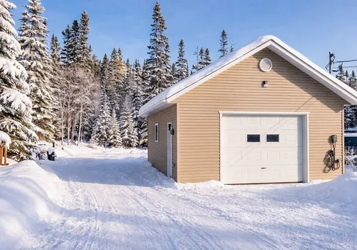 House for sale - 15 Rue de la Grotte, Amos, J9P 3A3