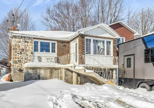 Un étage et demi à vendre - 649 Ch. Marcotte, Rivière-Beaudette, J0P1R0