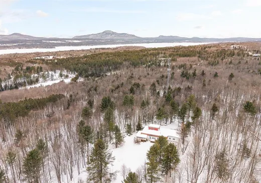 Un étage et demi à vendre - 309 Ch. Laurendeau, Magog, J1X4W1