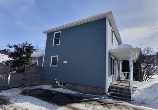 Maison à vendre - 115 Rue François-Renald, Chicoutimi-Jonquière, G7J 1X4