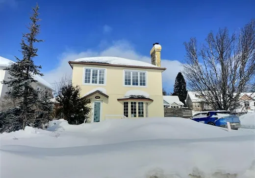 Two or more stories for sale - 125 Av. Frontenac, Rouyn-Noranda, J9X1J6