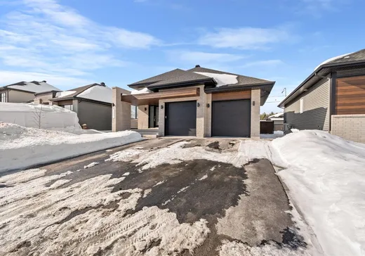 Maison à vendre - 16845 Rue De Menneville, Mirabel, J7J 0Y5
