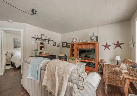 Maison à vendre - 45 Ch. des Riverains, St-Tite-Des-Caps, G0A 4J0