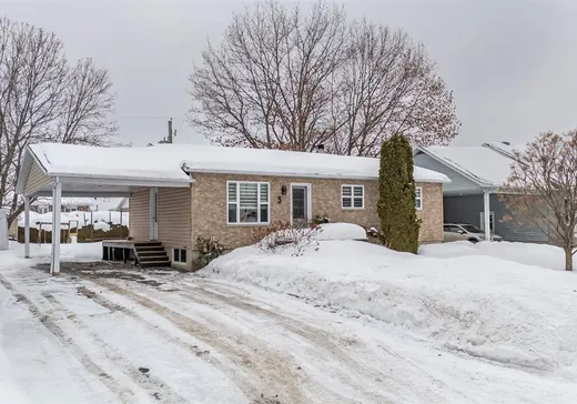 Bungalow à vendre - 3 103e Rue, Daveluyville, G0Z1C0