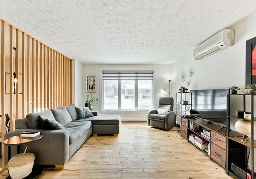 Maison à vendre - 740 Rue Turcotte, Sherbrooke, J1L 1N4