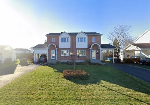 Two or more stories for sale - 2530 Rue des Martinets, Drummondville, J2C7E2