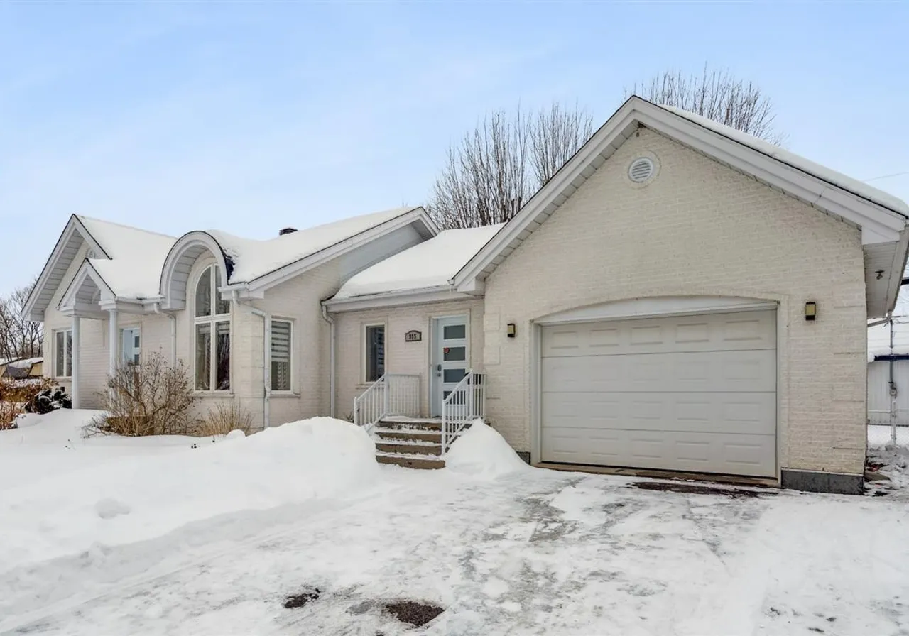 995 1re Avenue — photo 2