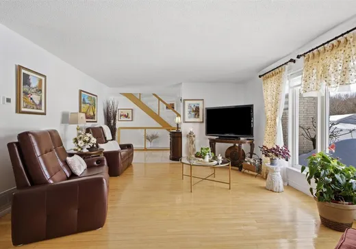 Maison à vendre - 498 Rue Costello, Buckingham, J8L 1Y3